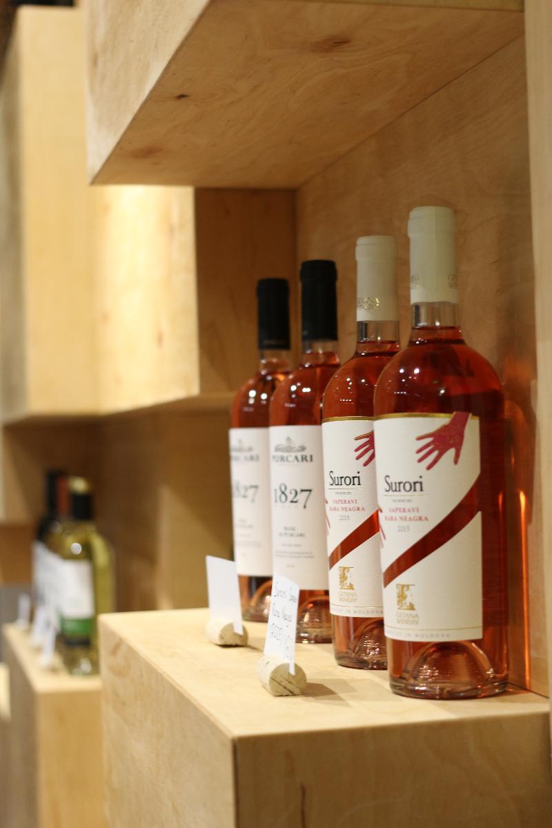 Wine Hotel Chişinǎu Buitenkant foto