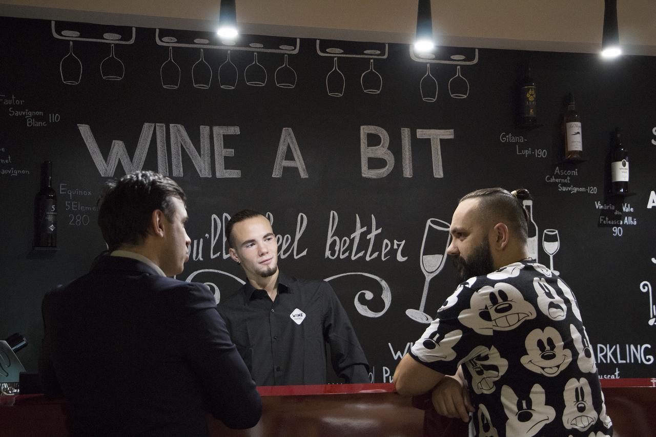 Wine Hotel Chişinǎu Buitenkant foto