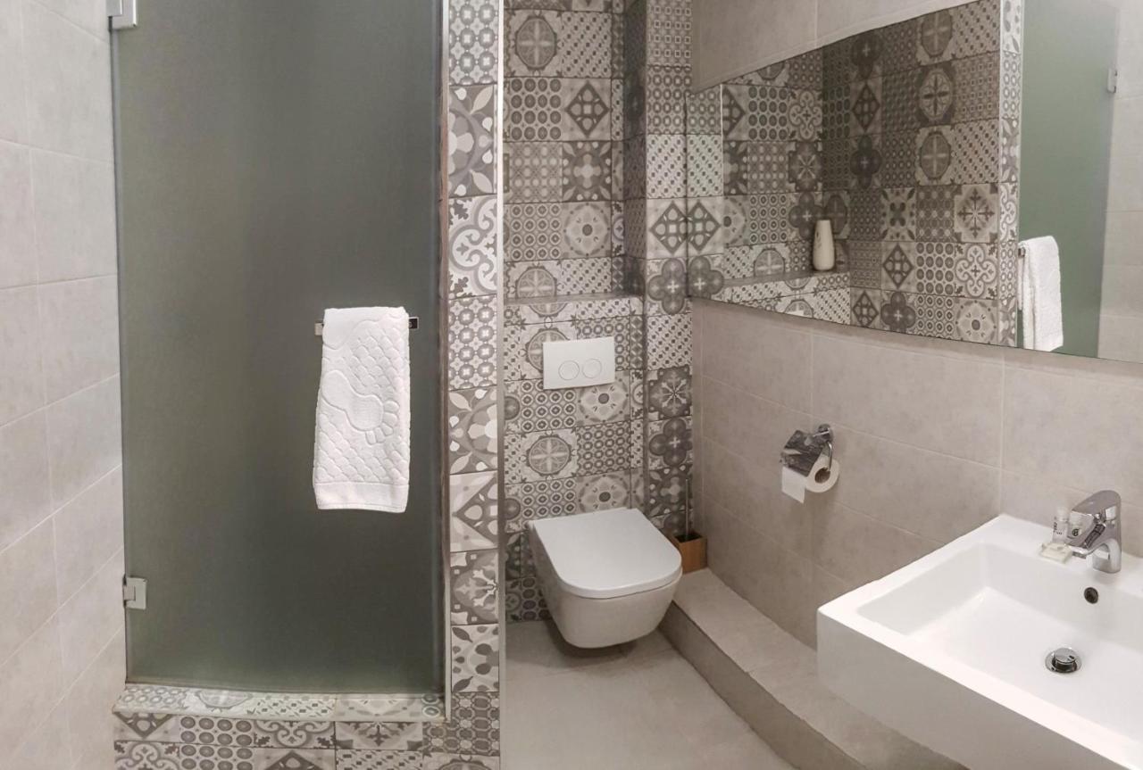 Wine Hotel Chişinǎu Buitenkant foto