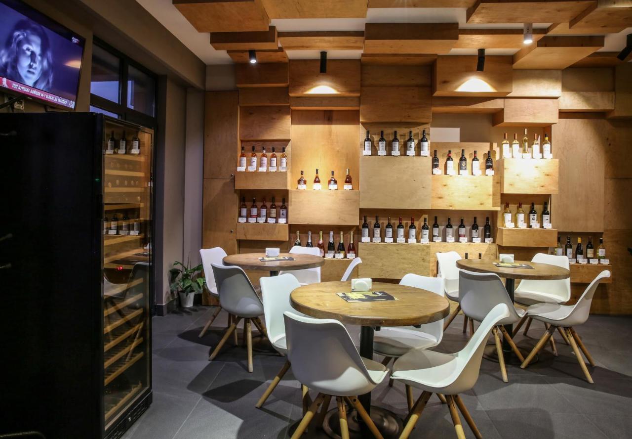 Wine Hotel Chişinǎu Buitenkant foto